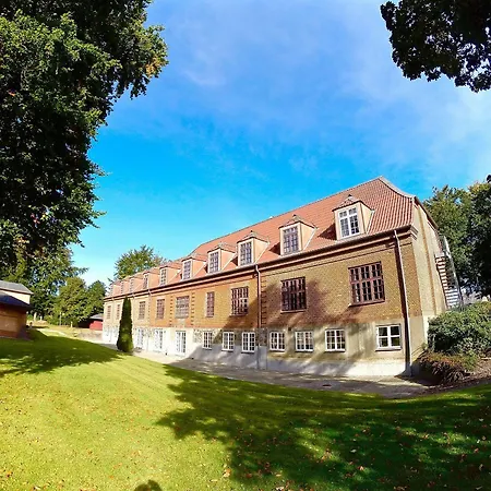 ホステル Danhostel プランデ